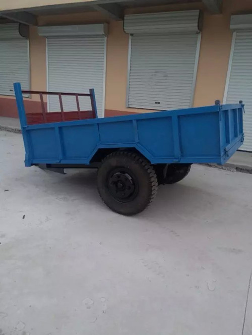 新款自卸3吨拖车